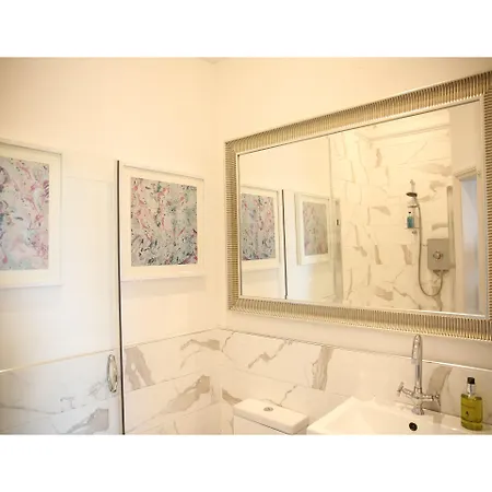 Latimer House באונס-און-ווינדרמיר