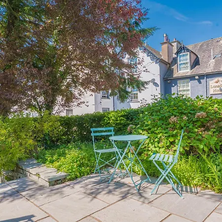 Latimer House 4*